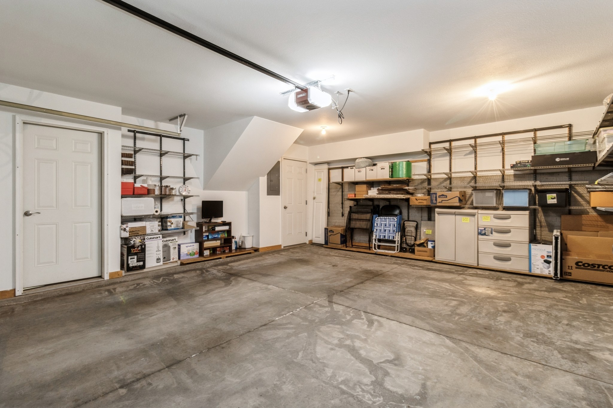 5553 Kenton Lane, Johnston, Iowa image 34