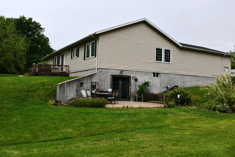 5198 S23 Highway, Carlisle, Iowa image 15