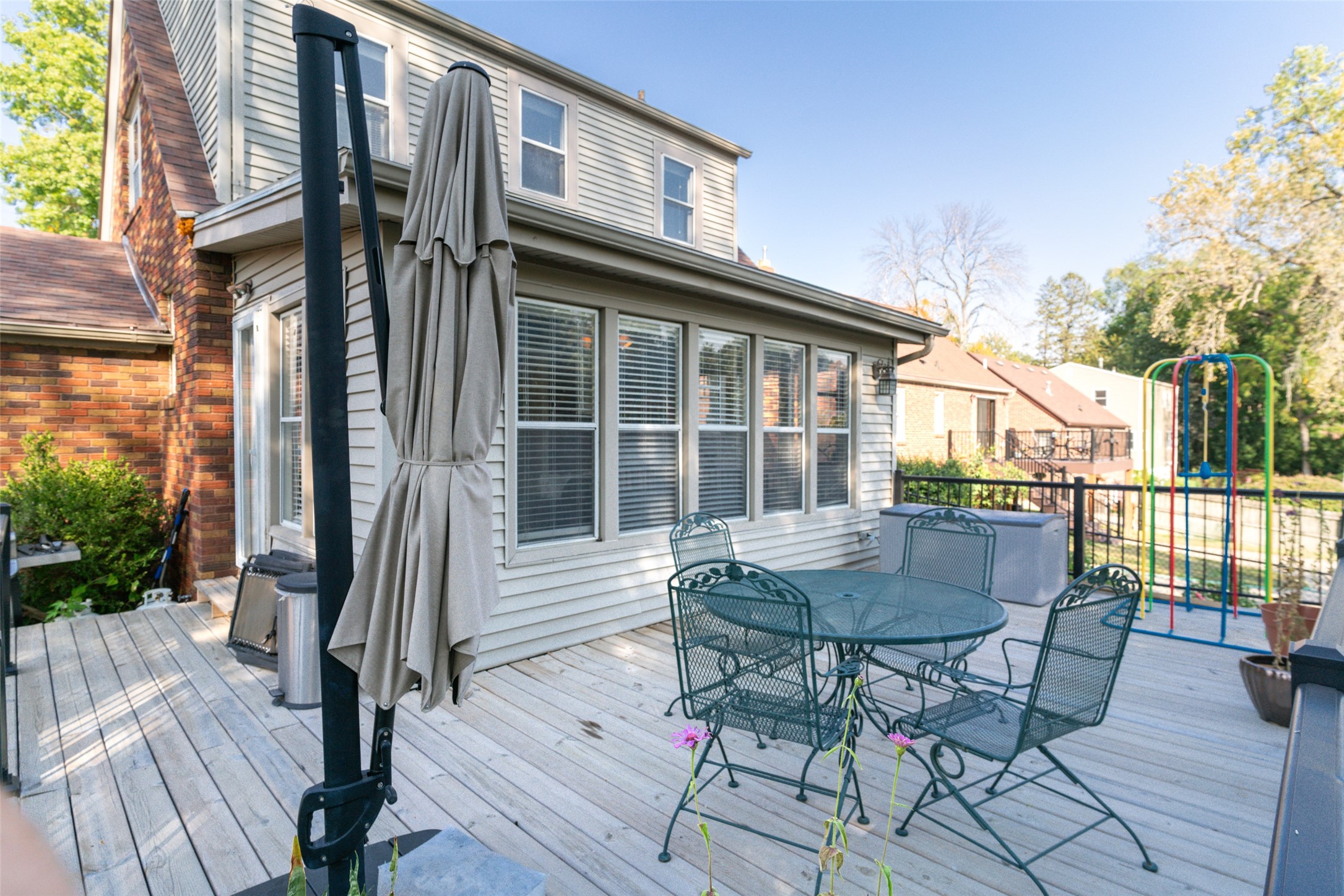 6704 Elmcrest Drive, Windsor Heights, Iowa image 20