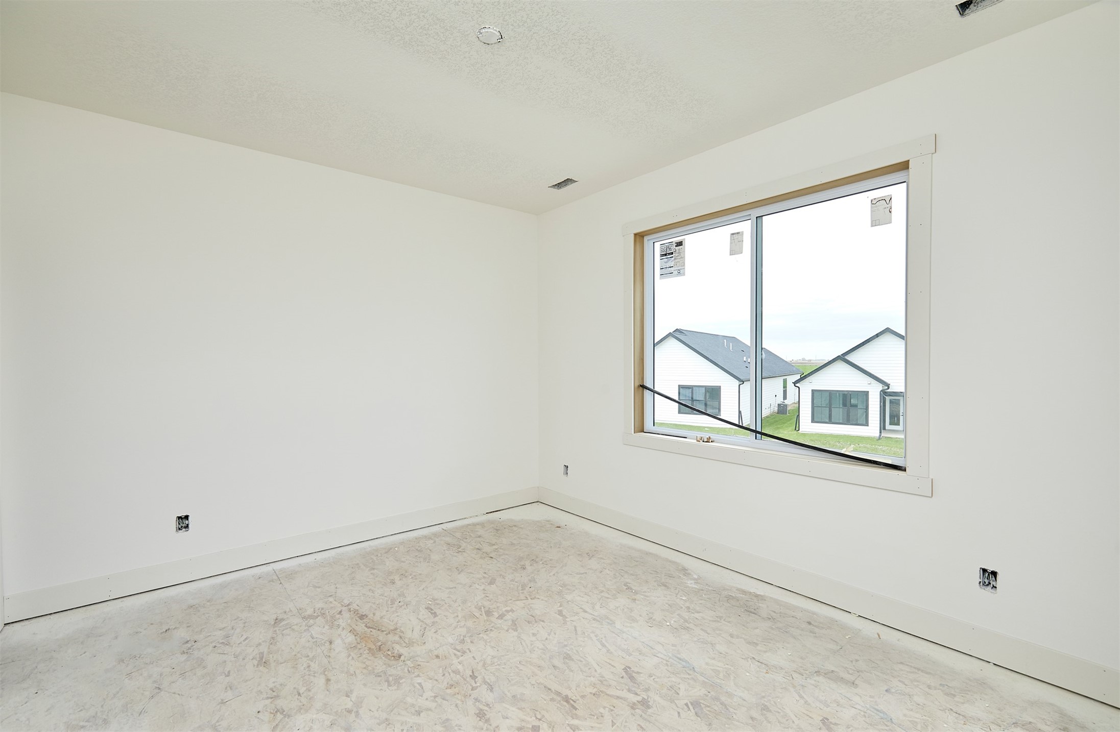 17987 Alpine Drive, Clive, Iowa image 10