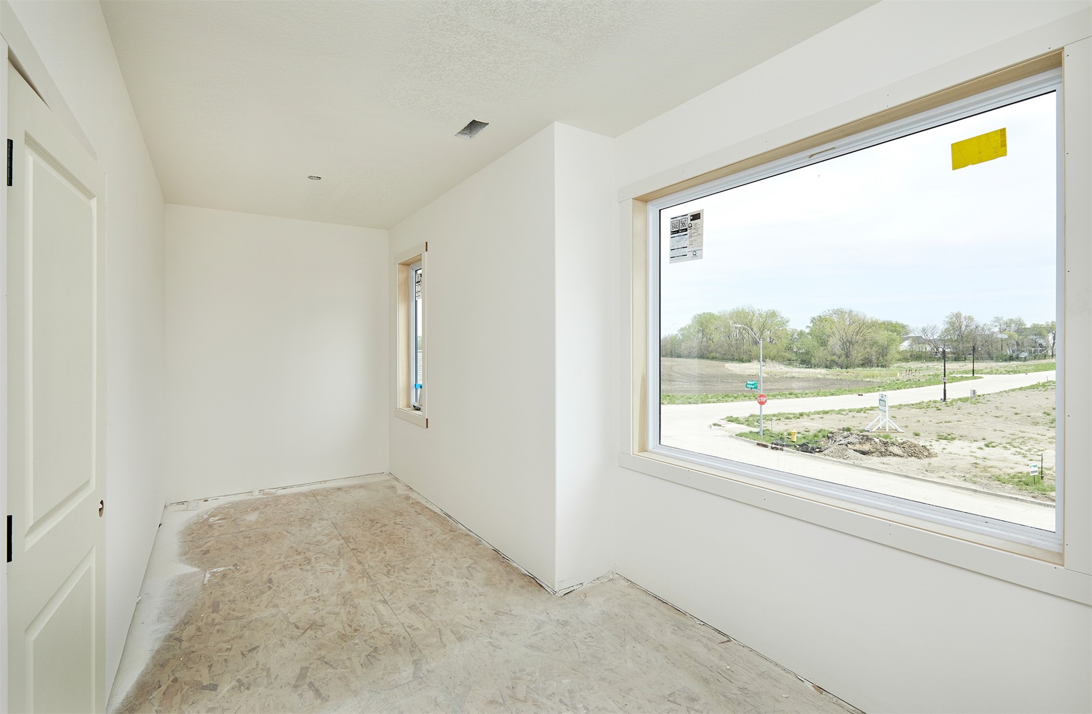 17987 Alpine Drive, Clive, Iowa image 13