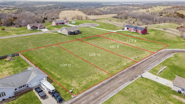 475 N HUTCHISON ST, TRURO, IA 50257 - Image 75952fa4d2dcd3b59f540a4d578b62ae/530182724