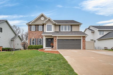 Homes For Sale - 8413 Barnham Drive<br/> Polk County, Johnston, IA 50131