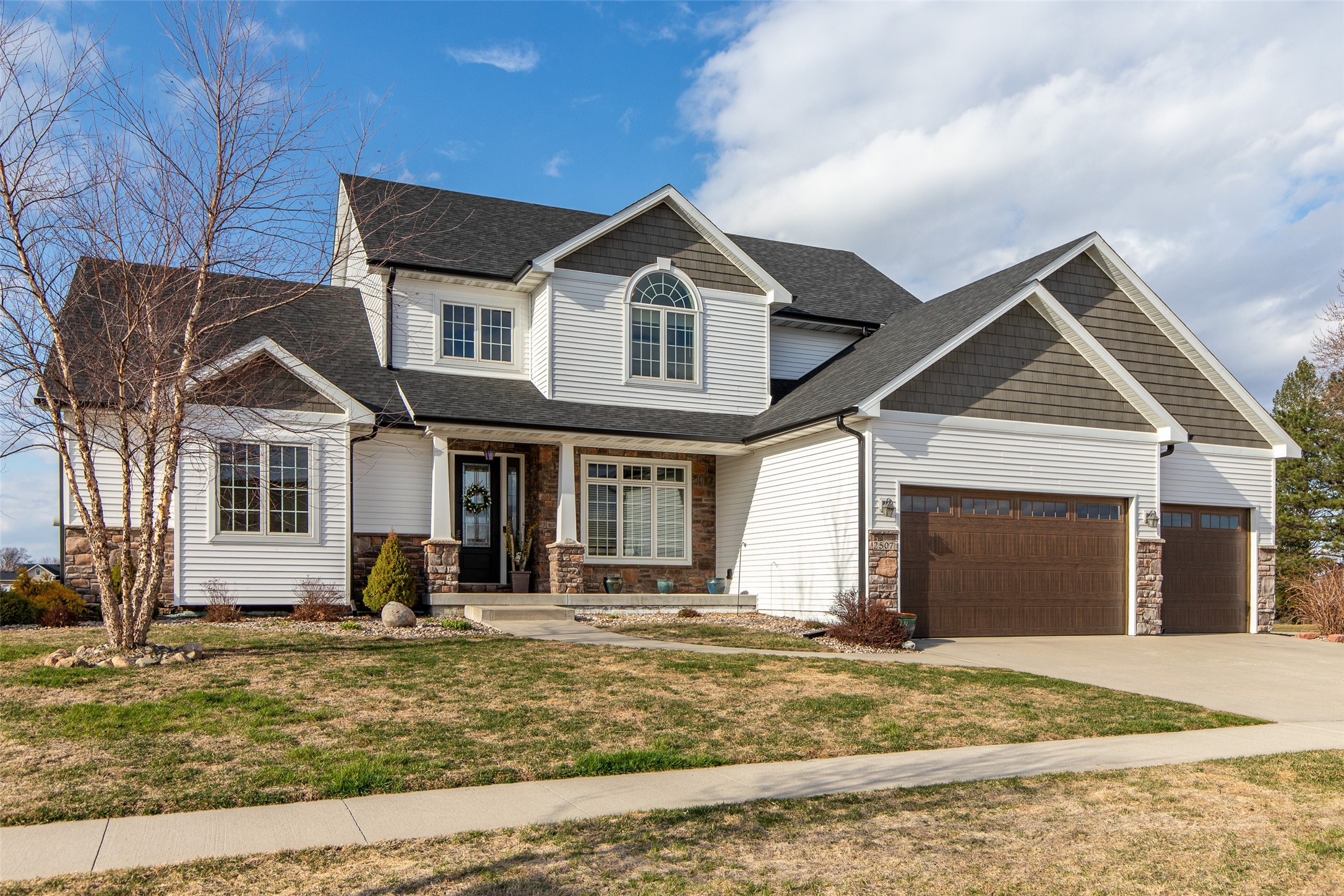 2507 Coyote Drive, Ames, Iowa image 2