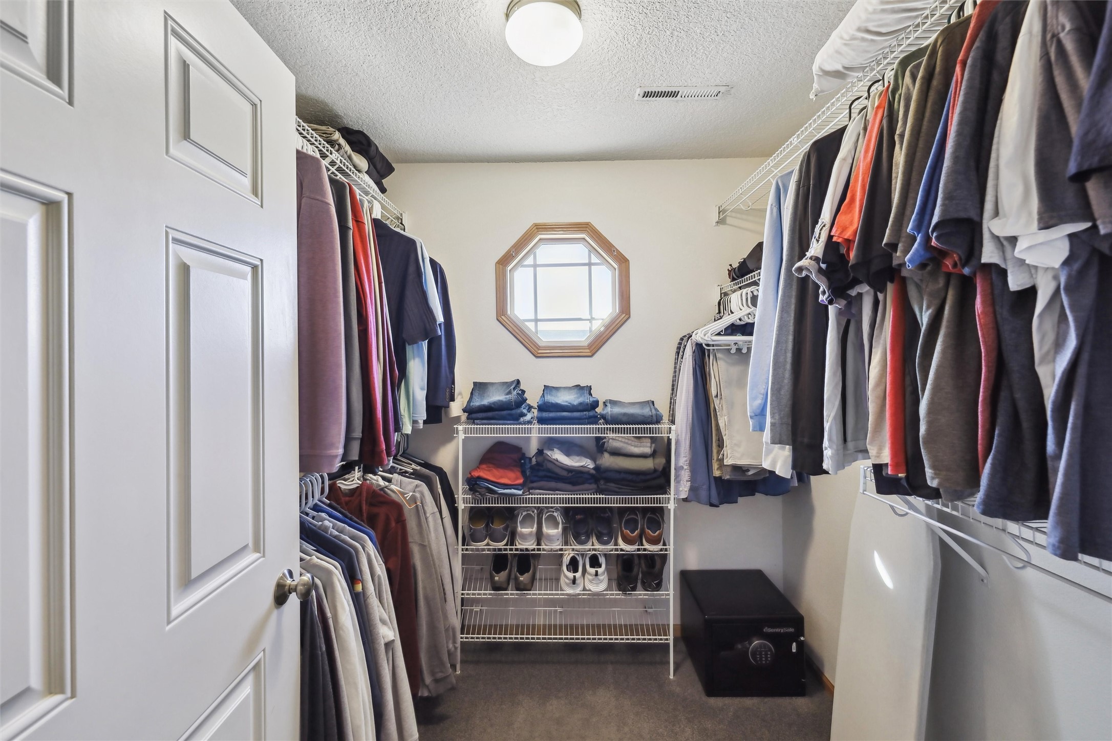 1416 Linden Circle, Adel, Iowa image 15