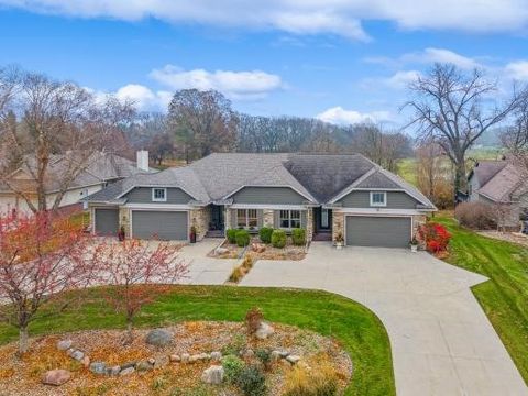 1128 Glen Oaks Drive West Des Moines IA 50266