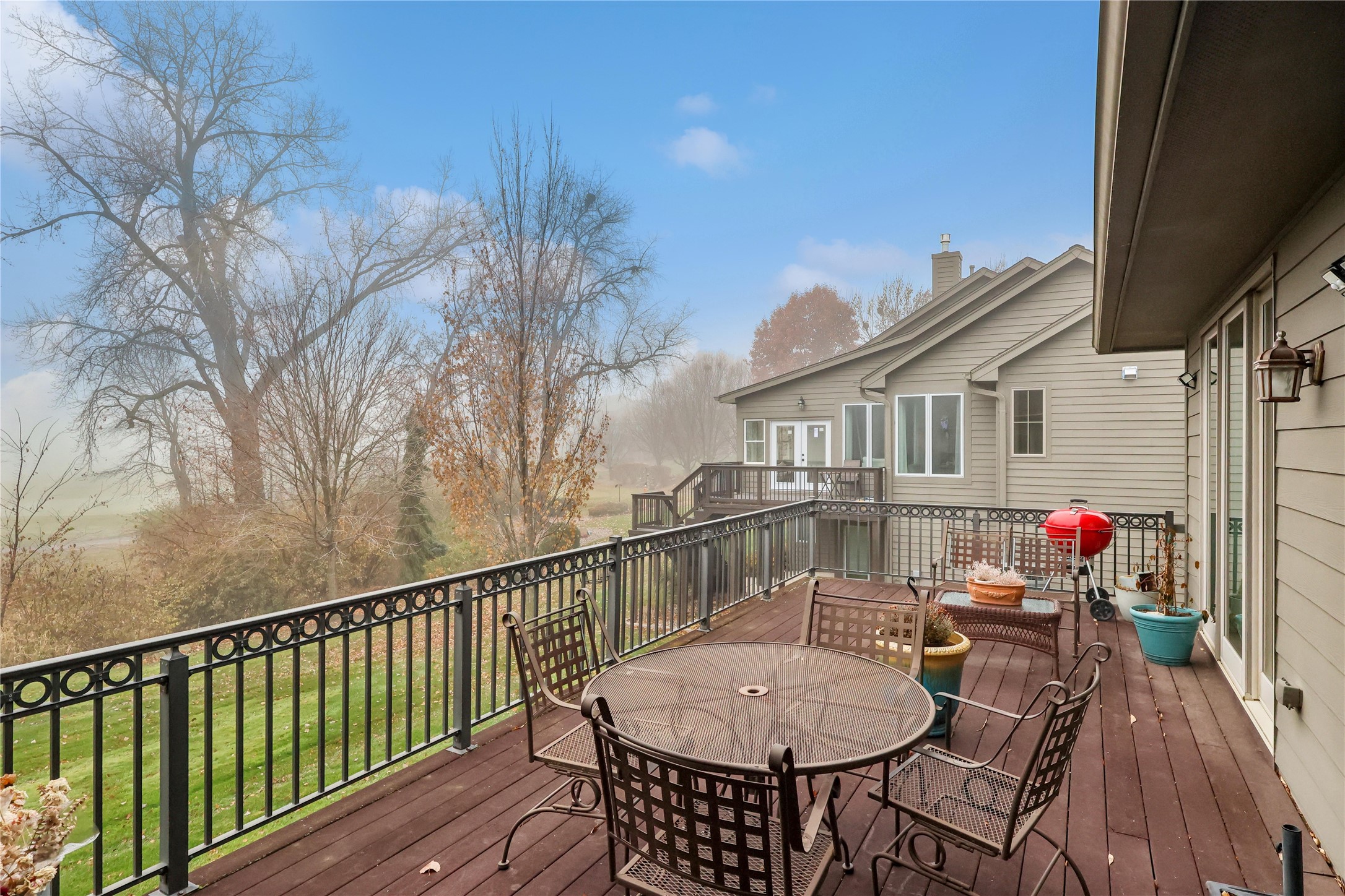 1128 Glen Oaks Drive