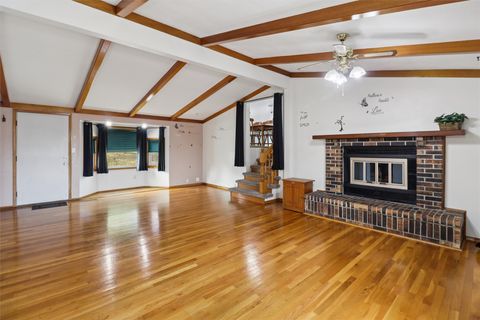 Homes For Sale - 109 S West Avenue<br/> Lacona, IA 50139