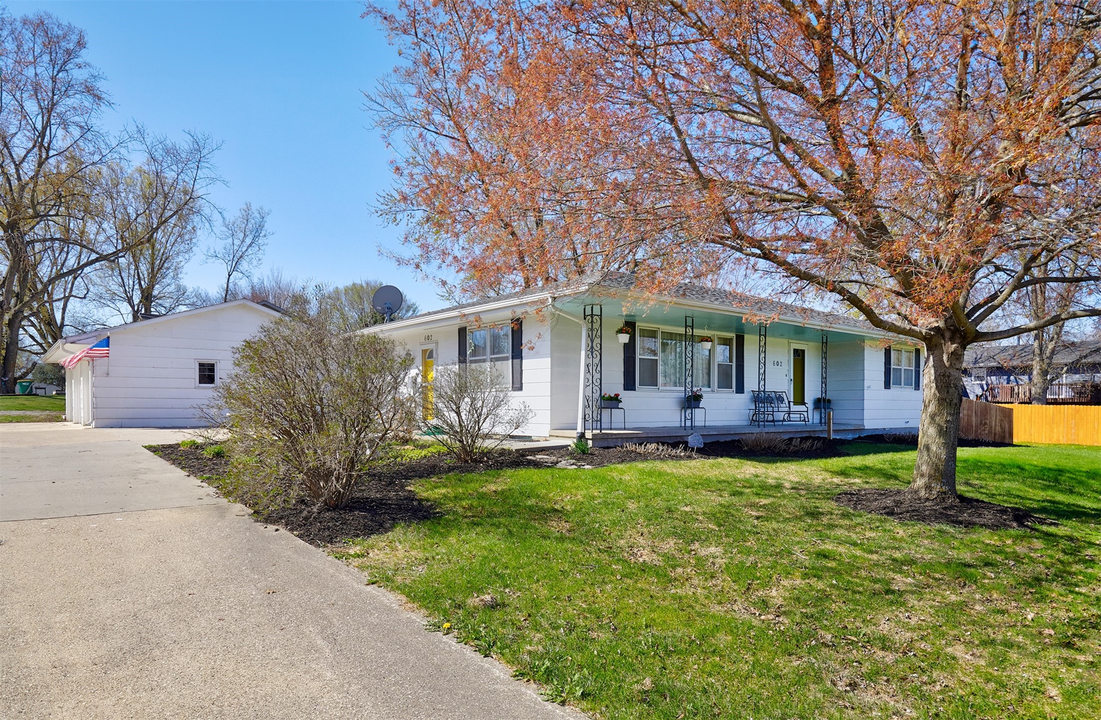602 W Hutchings Street, Winterset, Iowa image 3