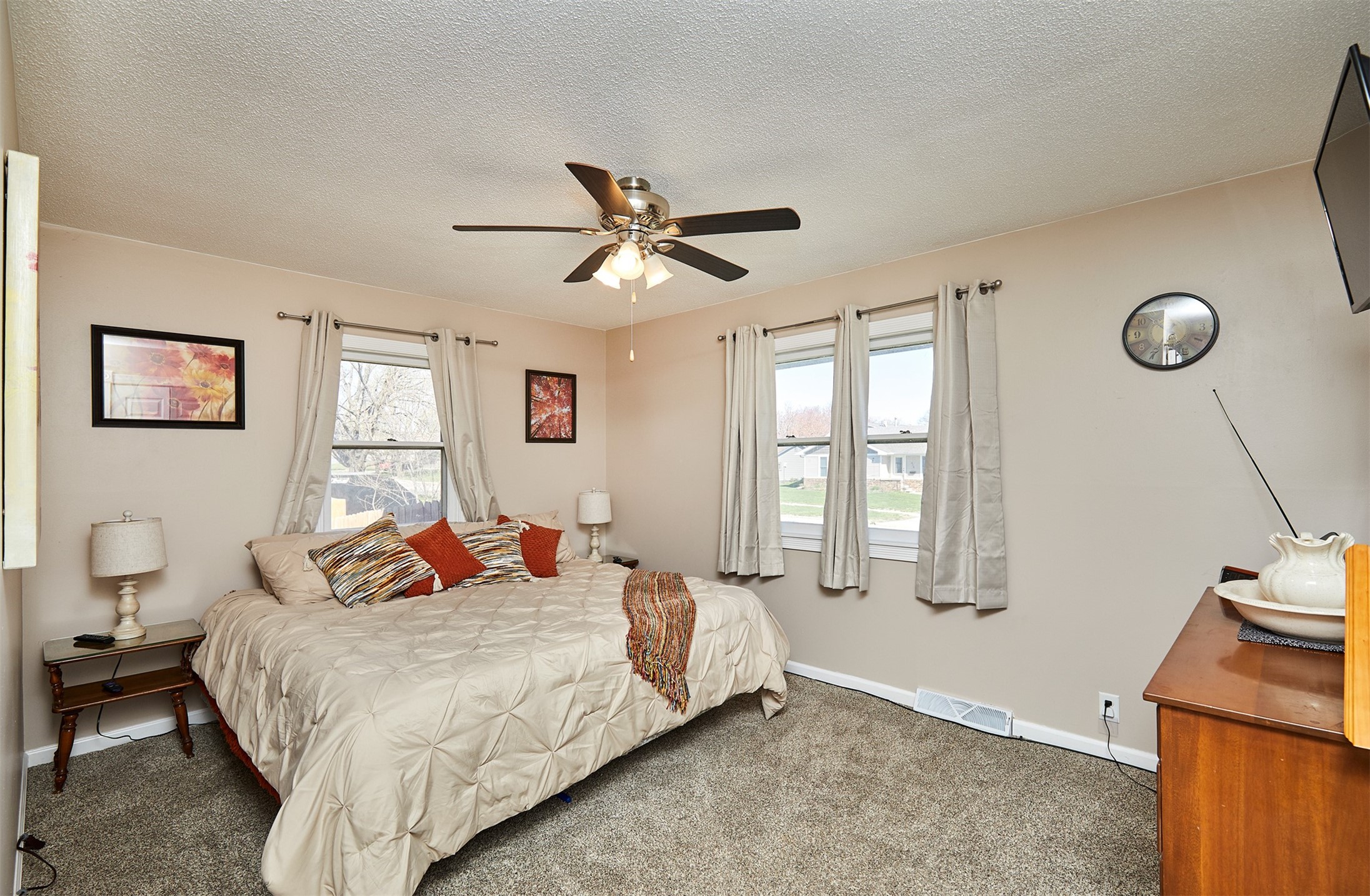 602 W Hutchings Street, Winterset, Iowa image 16