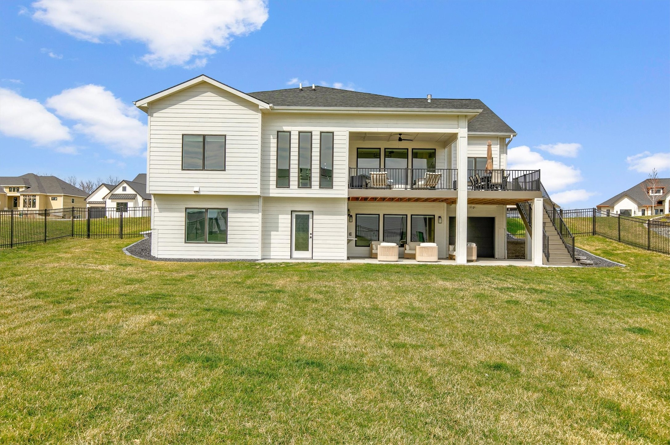 Clive, Iowa, 50325, United States, 5 Bedrooms Bedrooms, ,5 BathroomsBathrooms,Residential,Active,2035563