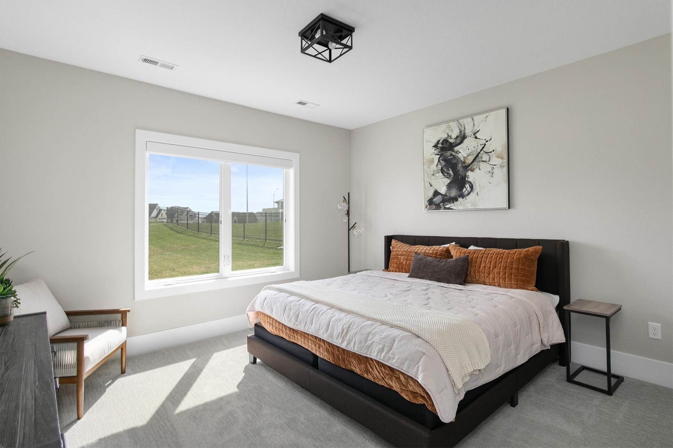 Clive, Iowa, 50325, United States, 5 Bedrooms Bedrooms, ,5 BathroomsBathrooms,Residential,Active,2035563