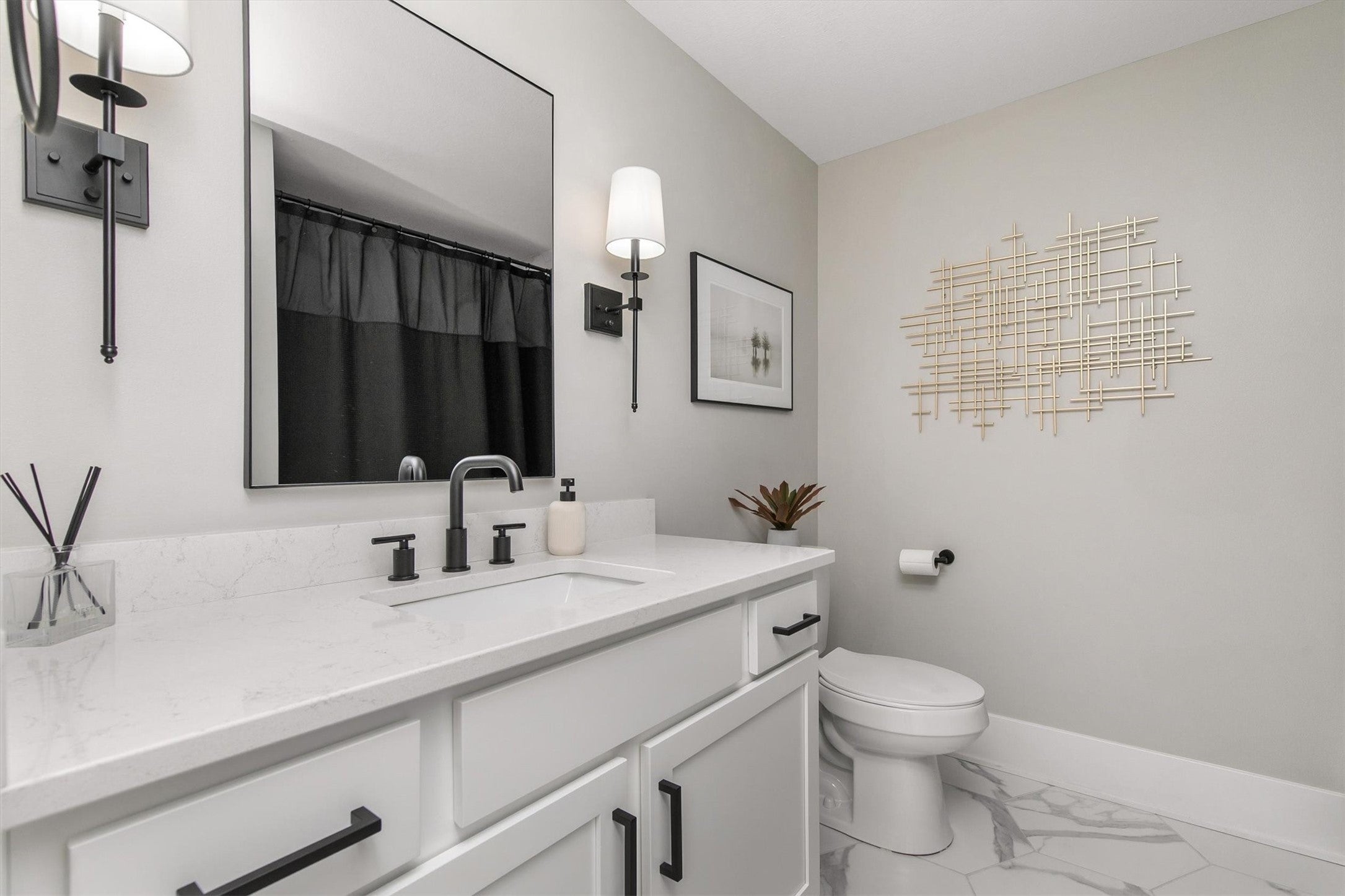 Clive, Iowa, 50325, United States, 5 Bedrooms Bedrooms, ,5 BathroomsBathrooms,Residential,Active,2035563