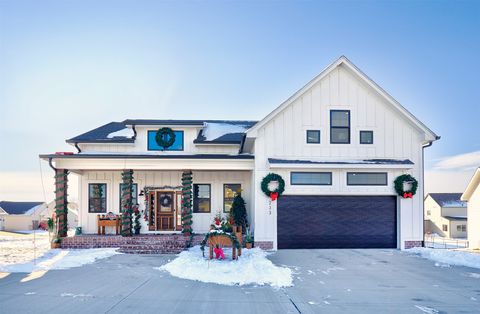 233 NE 60th Court Ankeny IA 50021