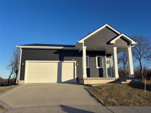 1850 Gordon Court Norwalk IA 50211