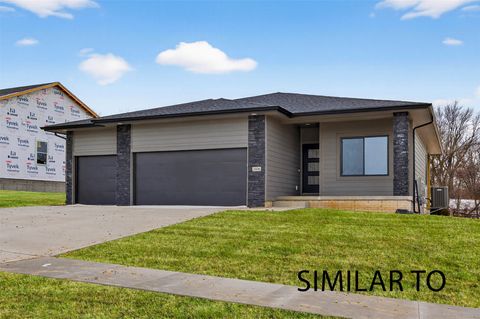 Homes For Sale - 1768 SW Sienna Court<br/> Grimes, IA 50111