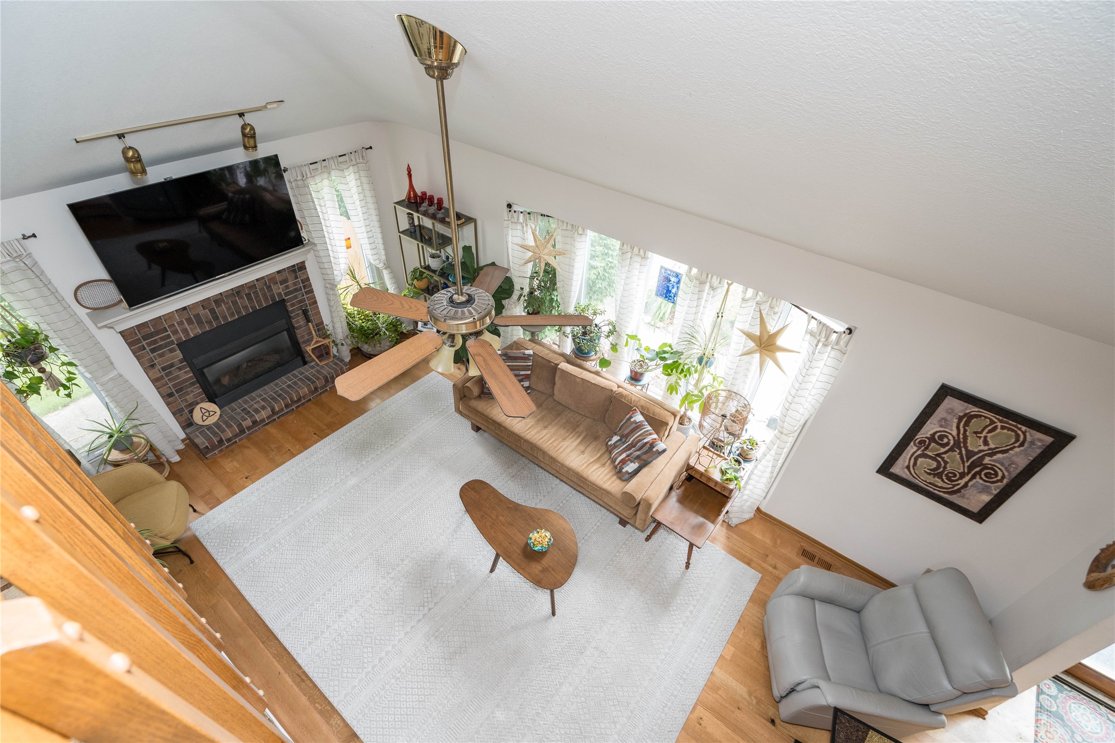 10490 Elmcrest Drive, Clive, Iowa image 13