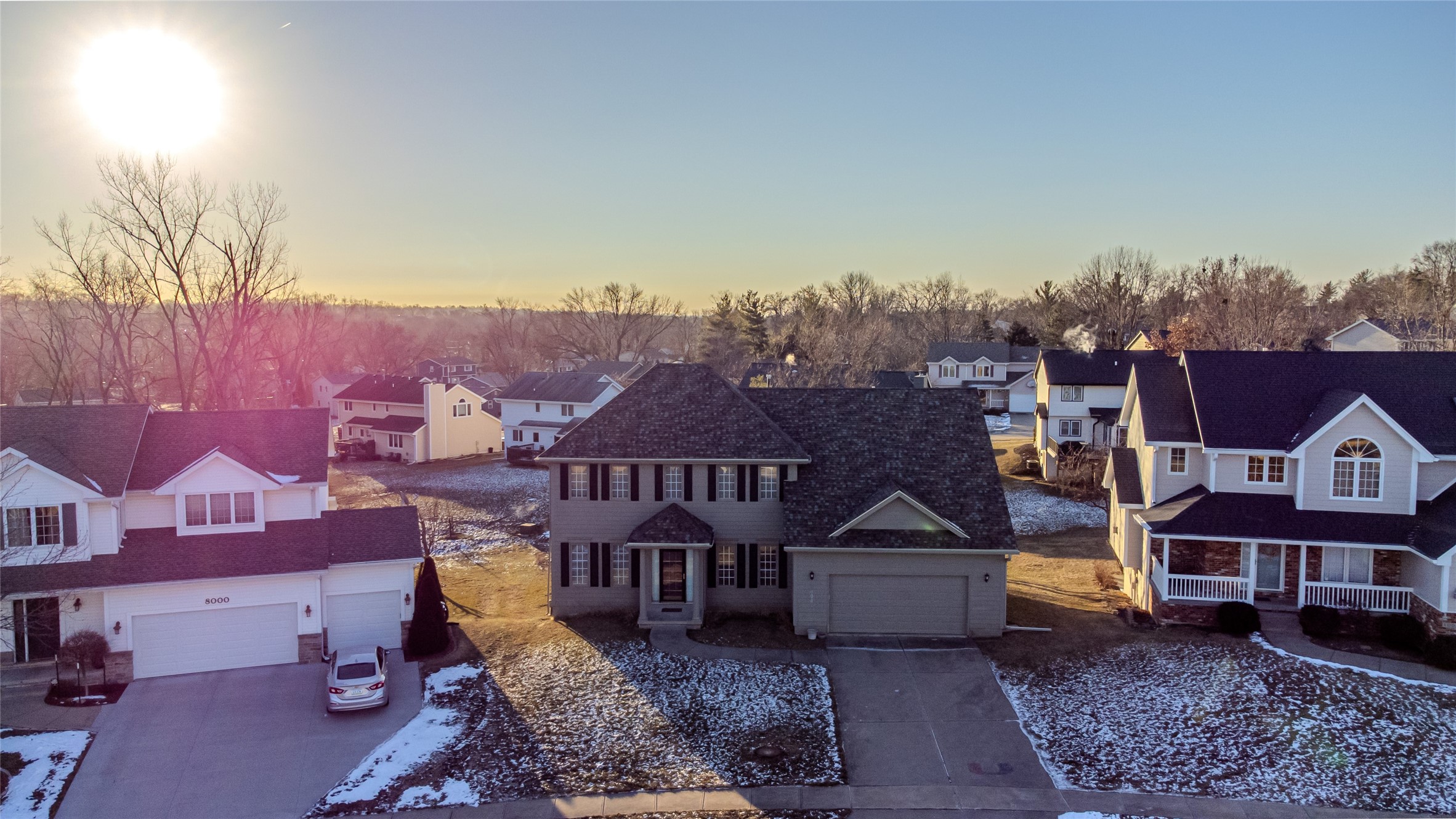 8004 Wilden Drive, Urbandale, Iowa image 3