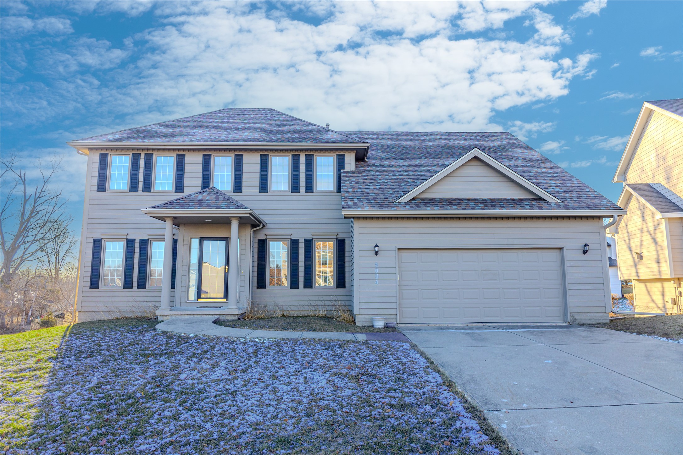 8004 Wilden Drive, Urbandale, Iowa image 1