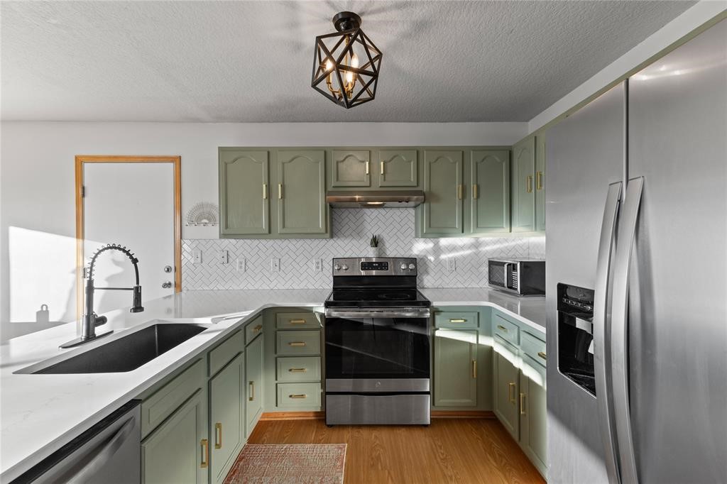 400 Coral Ridge Boulevard, Pleasant Hill, Iowa image 7