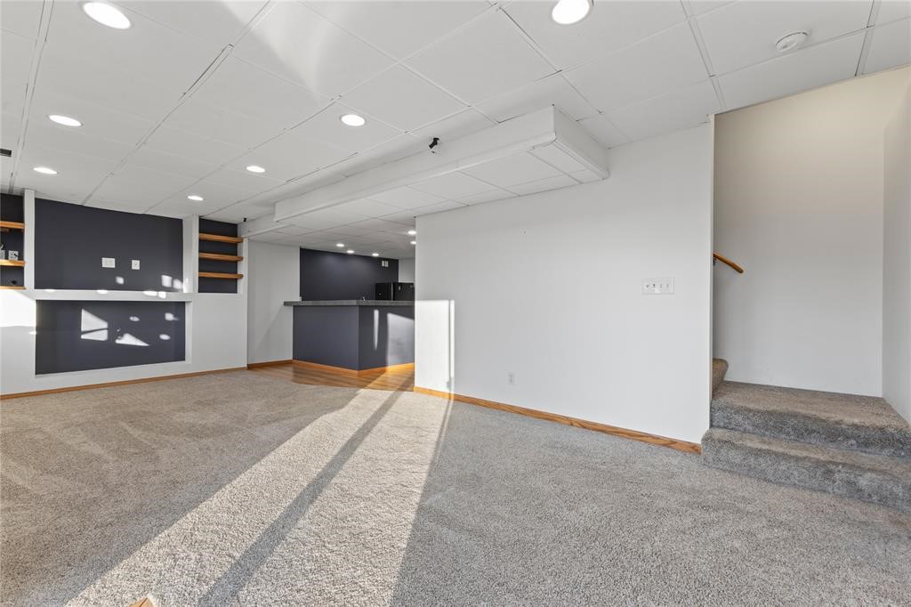400 Coral Ridge Boulevard, Pleasant Hill, Iowa image 25