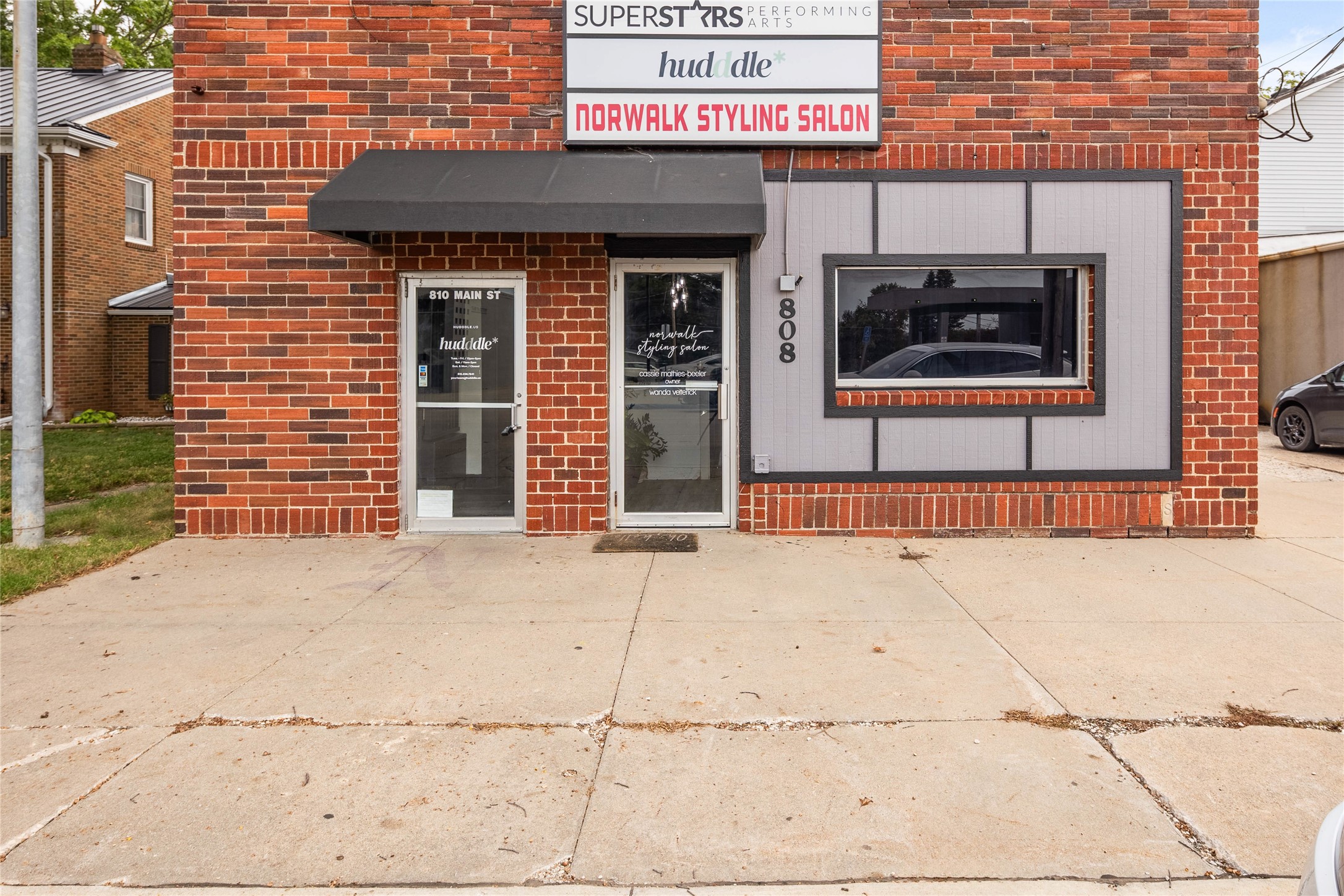 810 Main Street