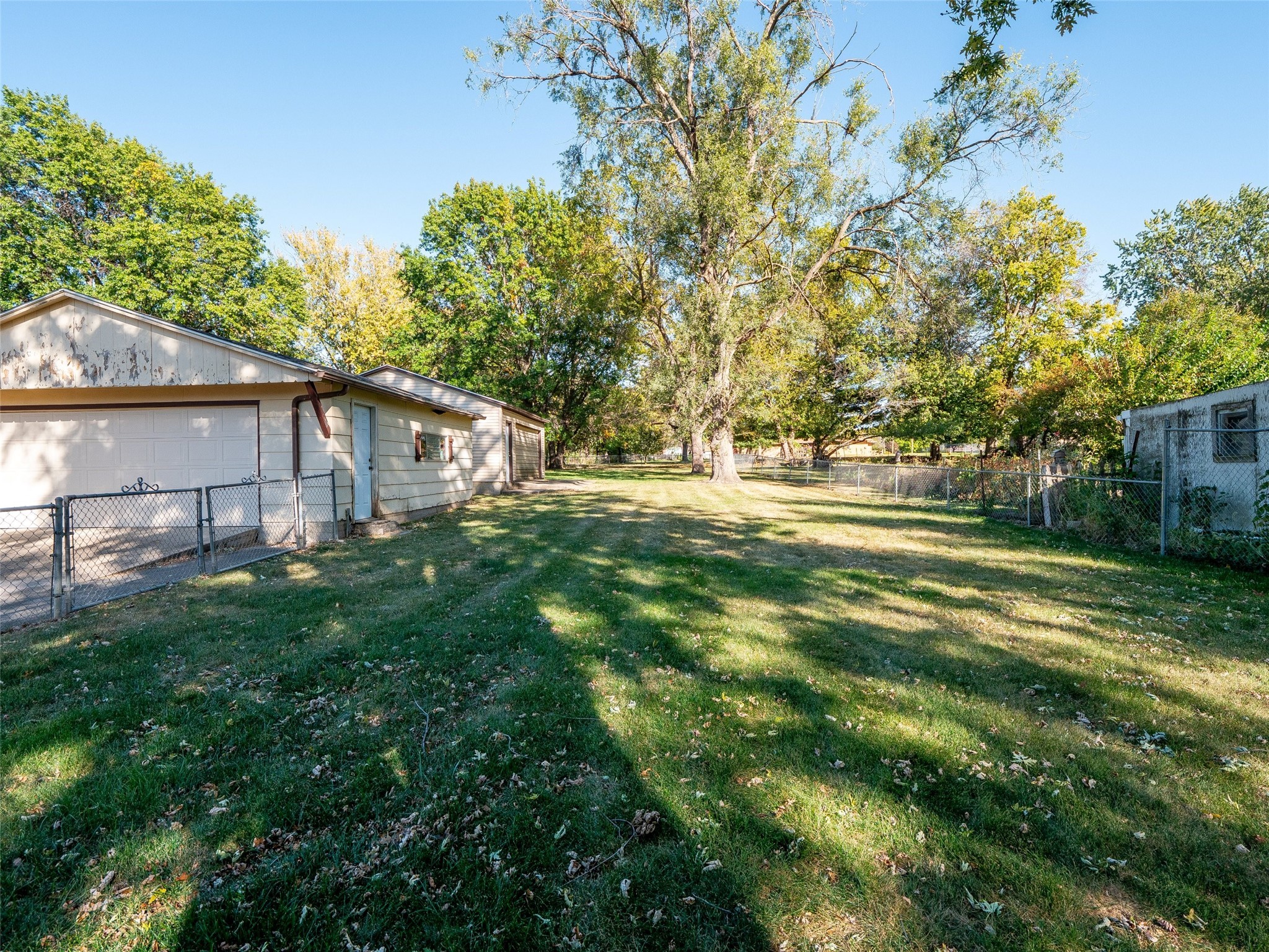 221 N Hickory Boulevard, Pleasant Hill, Iowa image 21