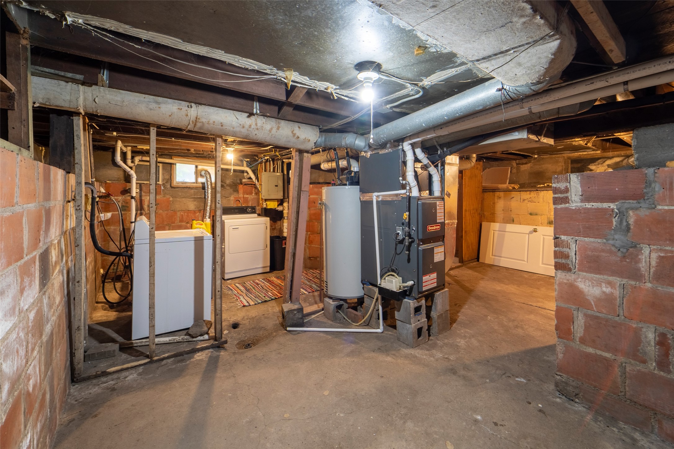2523 Des Moines Street, Des Moines, Iowa image 22