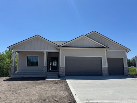 1112 2nd Street NE Altoona IA 50009
