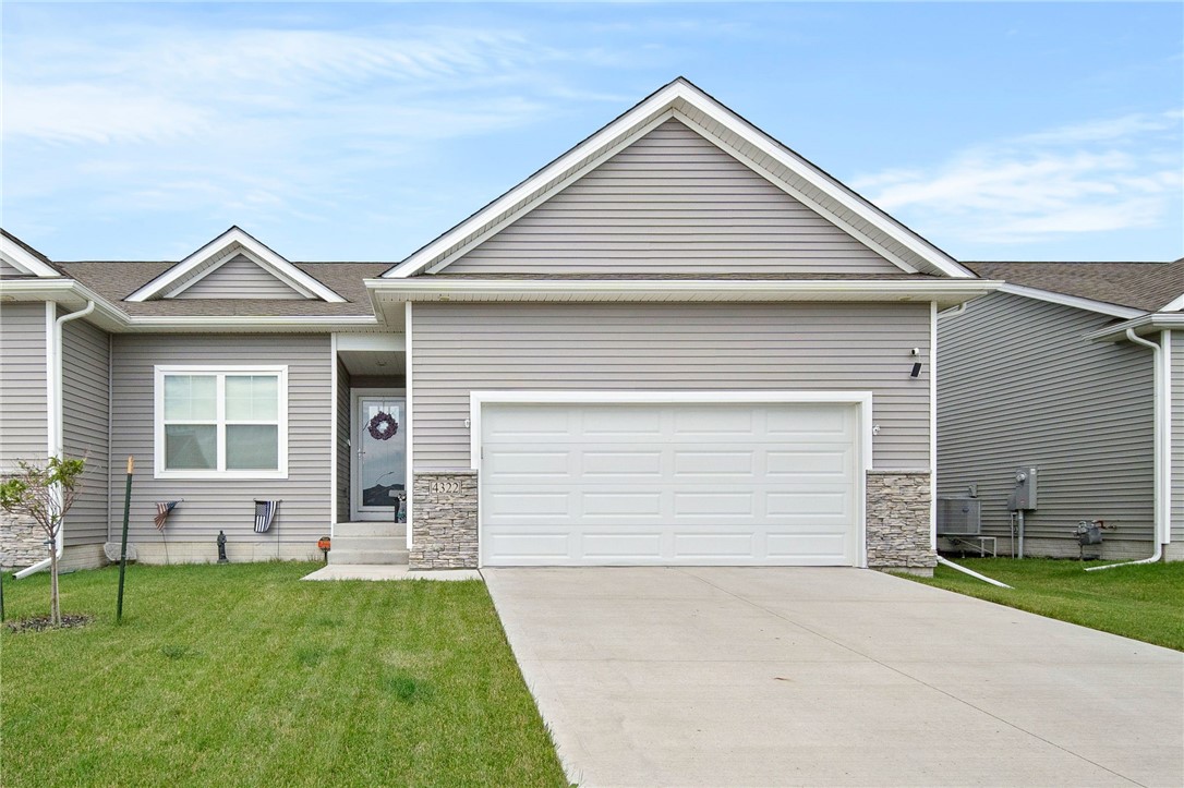 4322 NW Sharmin Drive, Ankeny, Iowa image 1