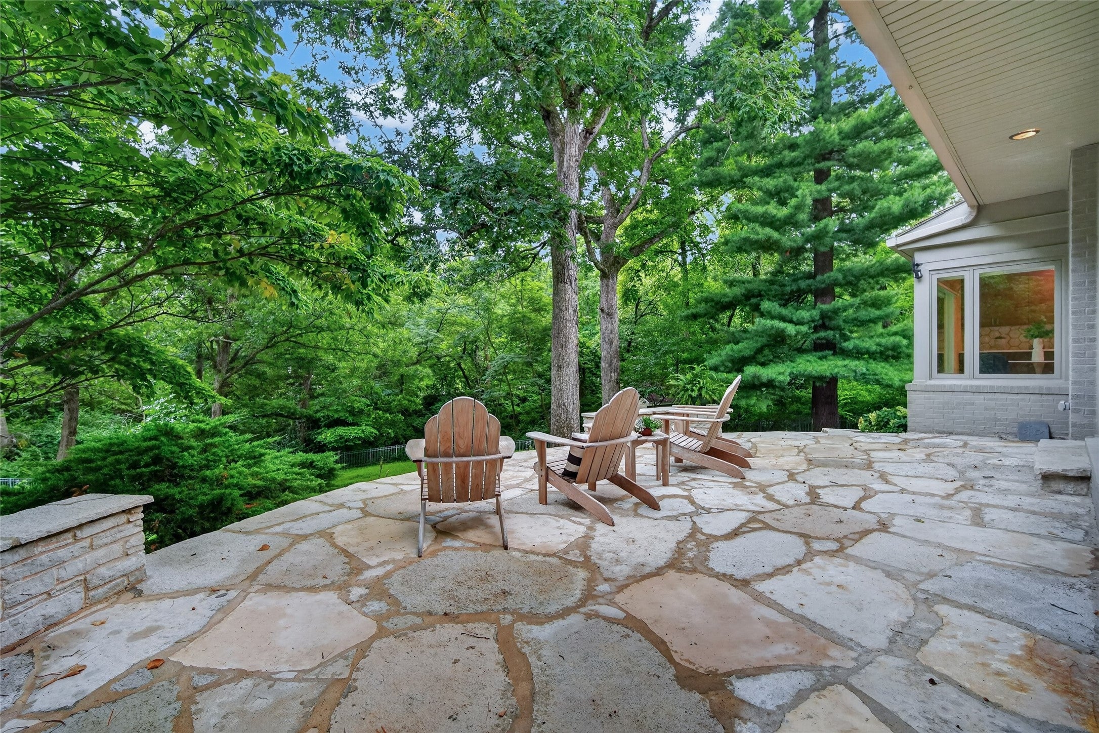3908 Tonawanda Drive