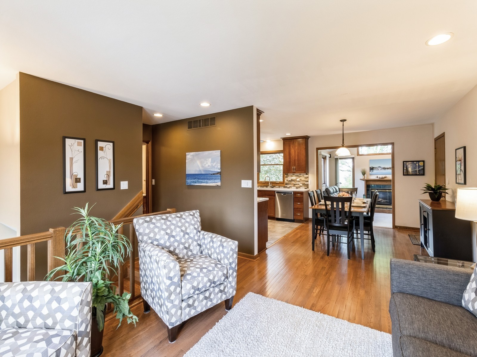 2211 Prairie View, Ames, Iowa image 2