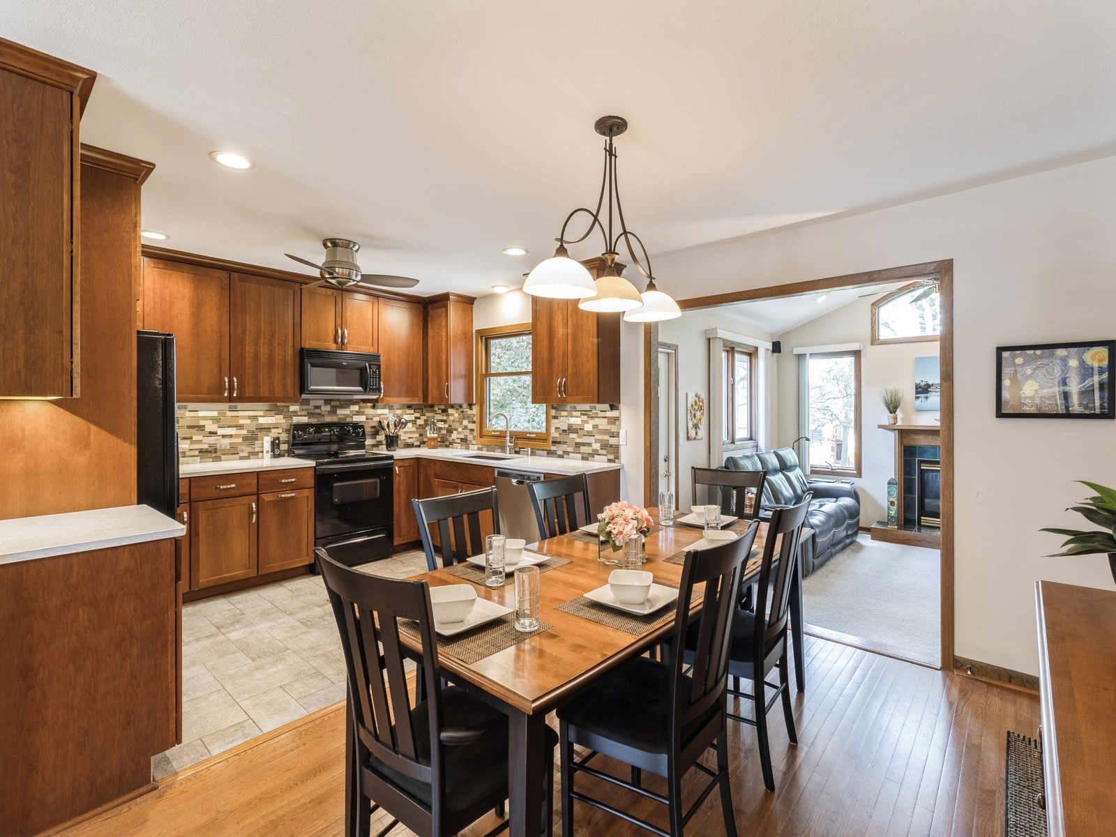 2211 Prairie View, Ames, Iowa image 4