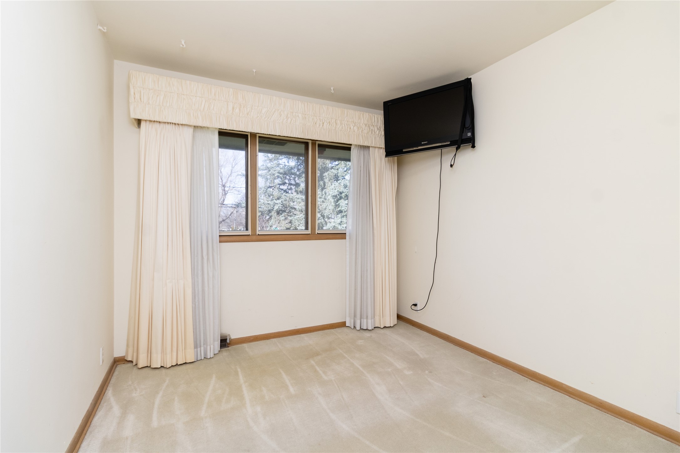 4622 Madison Avenue, Des Moines, Iowa image 27