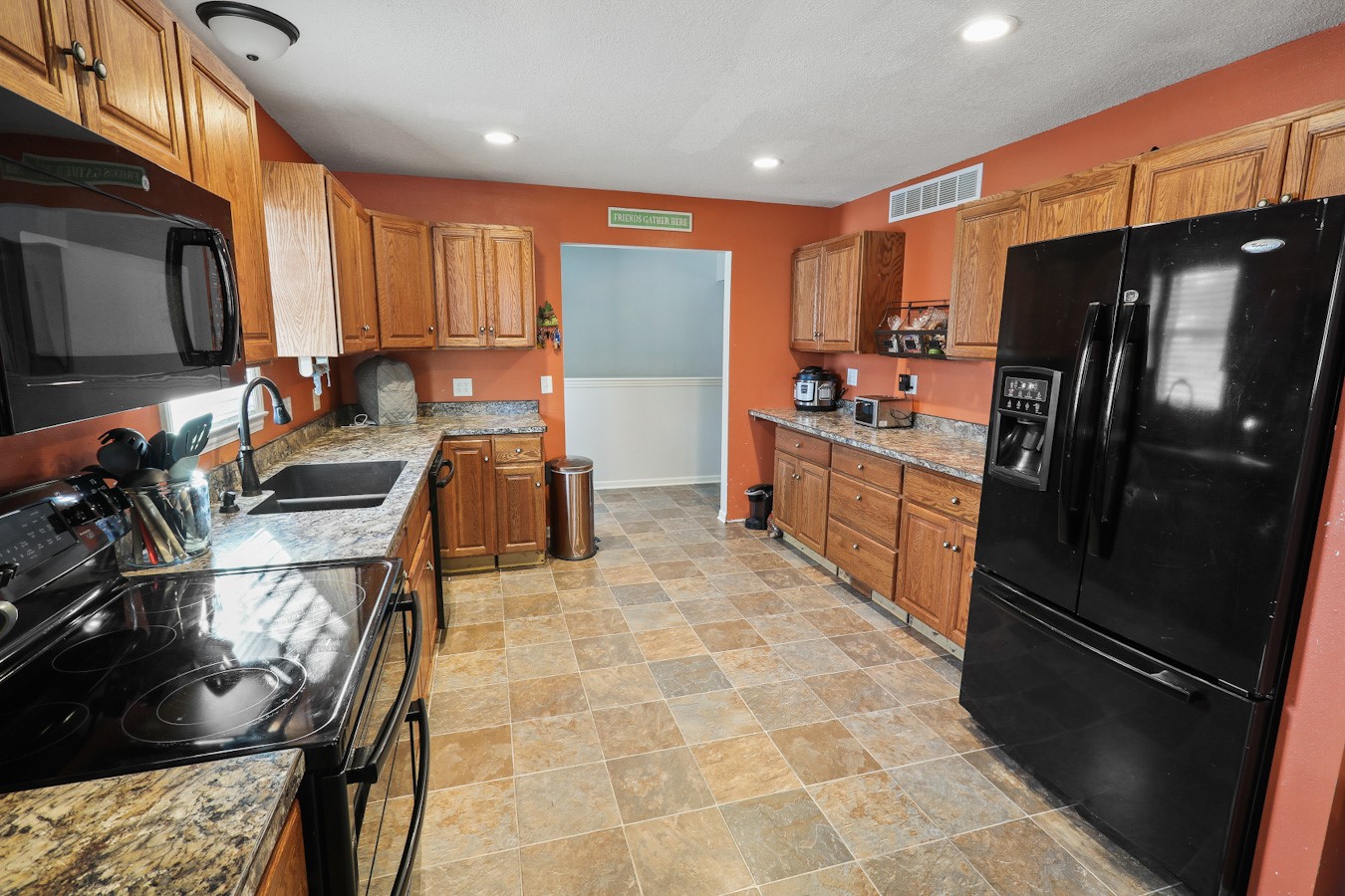 1075 Highway T17 Highway