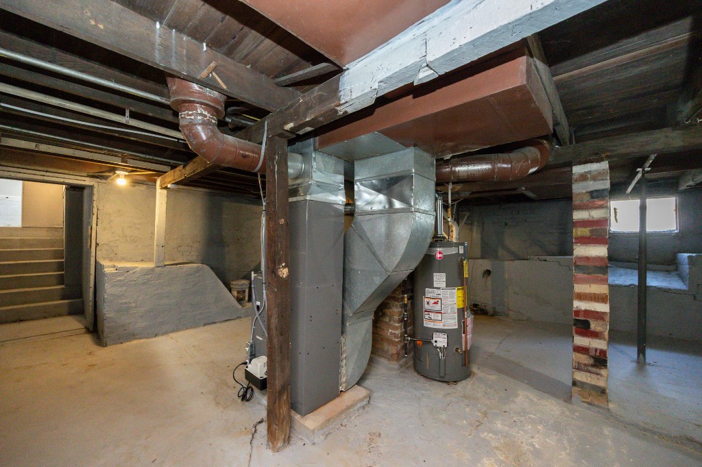 3146 SW 12th Place, Des Moines, Iowa image 21