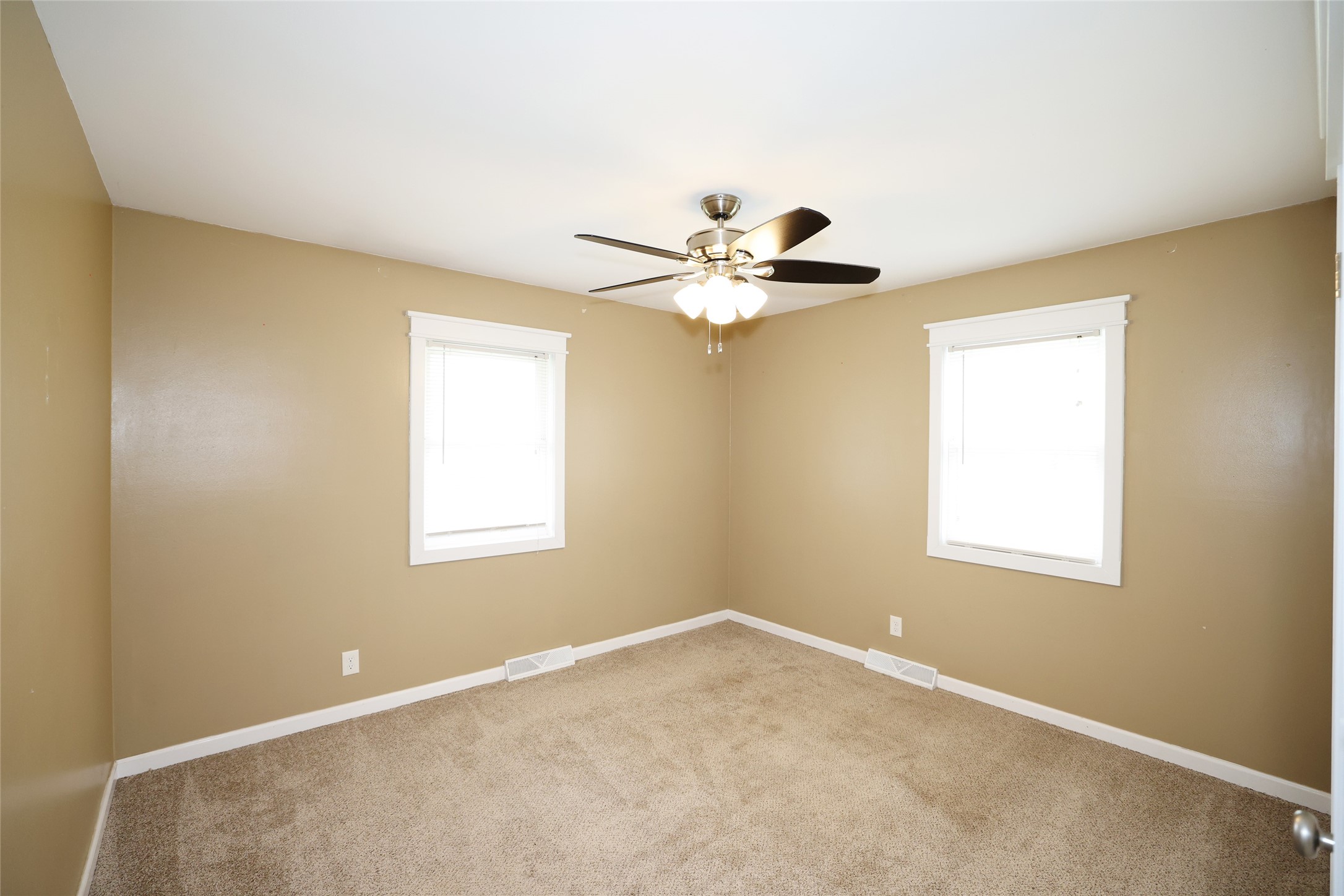 105 W 22nd Street, Madrid, Iowa image 23