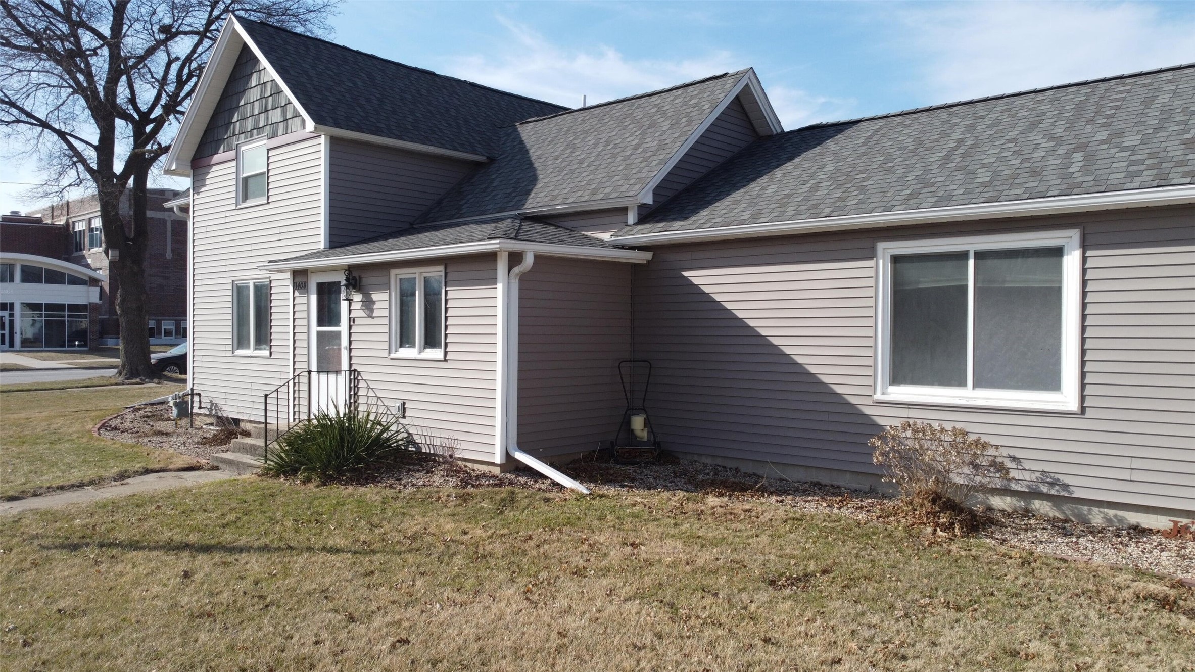 1408 Lincoln Street, Gowrie, Iowa image 2