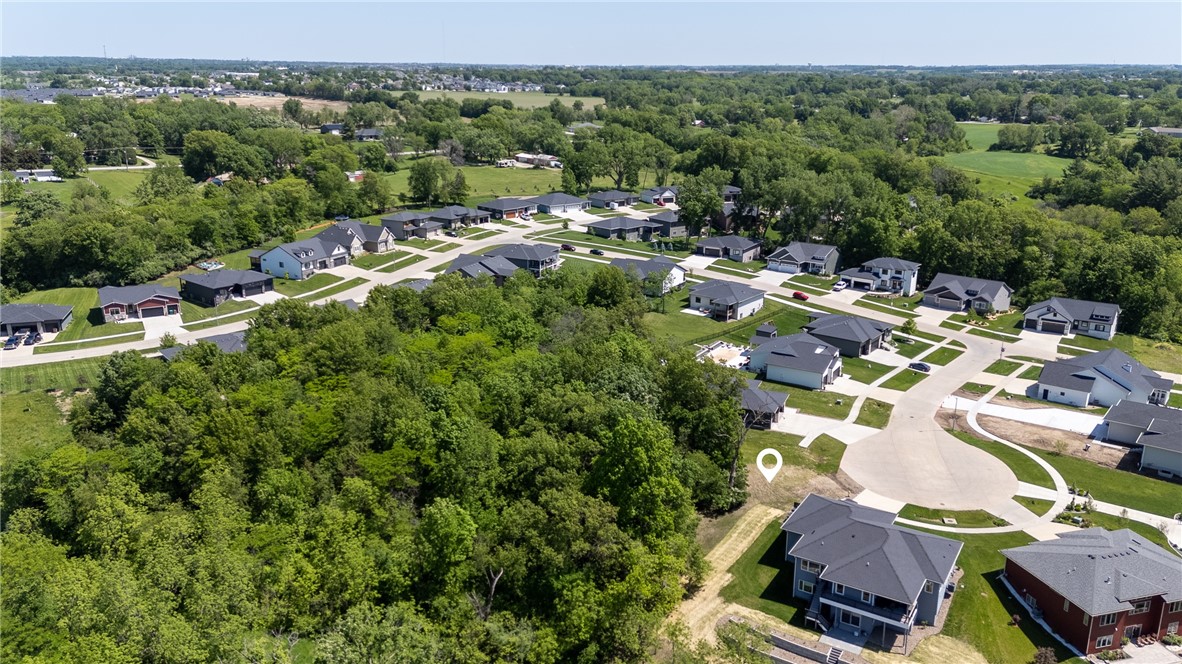 5640 Arbor Creek Court, Pleasant Hill, Iowa image 8