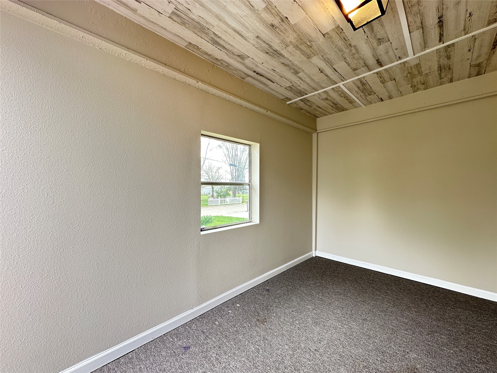 336 E Lally Street, Des Moines, Iowa image 5