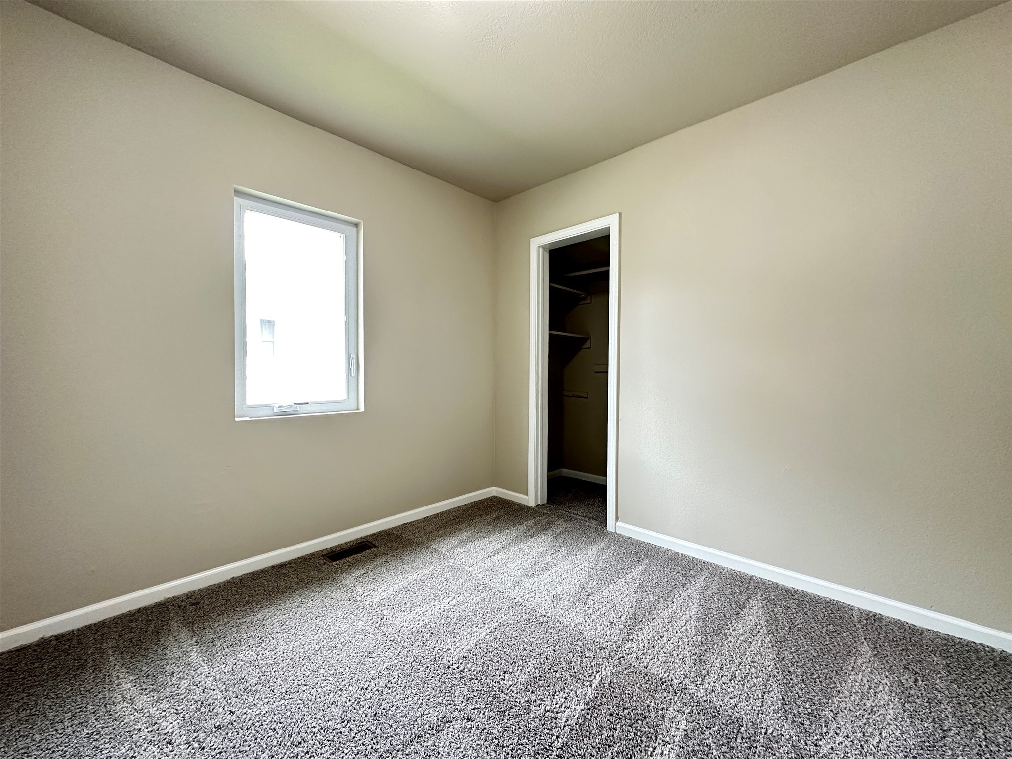 336 E Lally Street, Des Moines, Iowa image 16