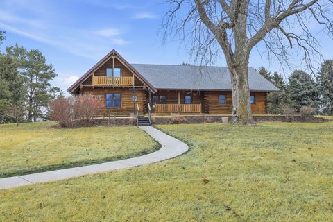 Homes For Sale - 211 Jackson Street<br/> Mahaska County, Leighton, IA 50143