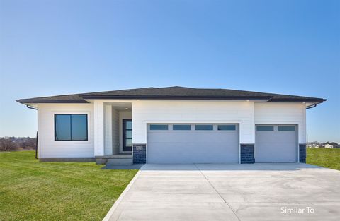 Homes For Sale - 1800 SW Sienna Court<br/> Grimes, IA 50111