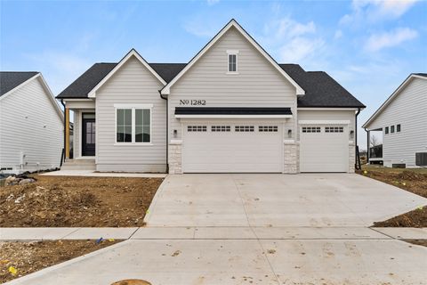 1282 S 92nd Street West Des Moines IA 50266