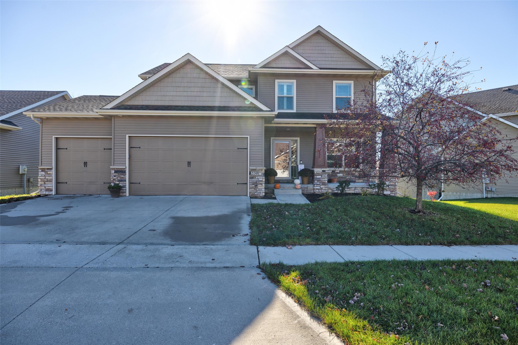 230 Broderick Drive, Waukee, Iowa image 1