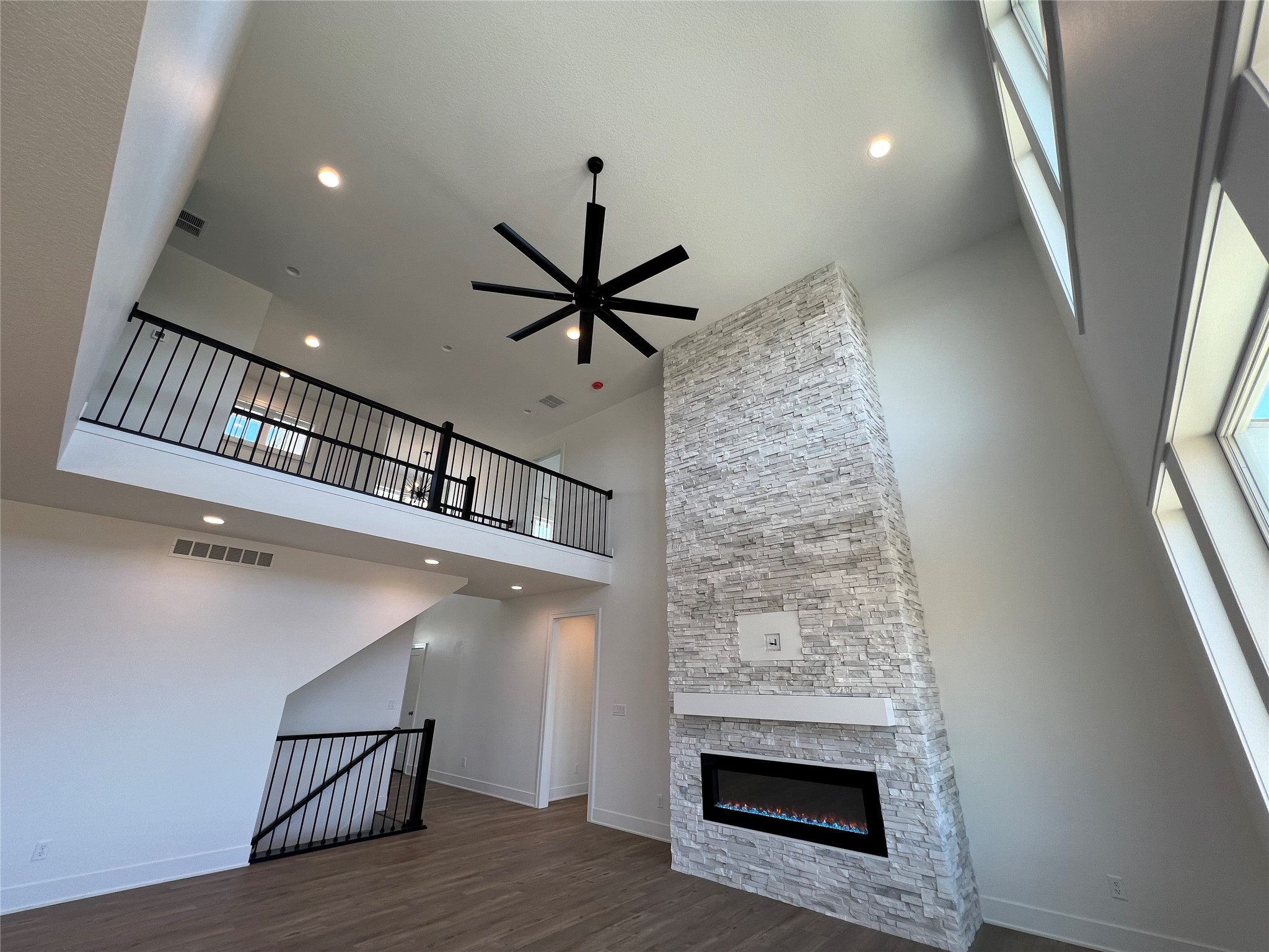 1310 NW Alderleaf Drive