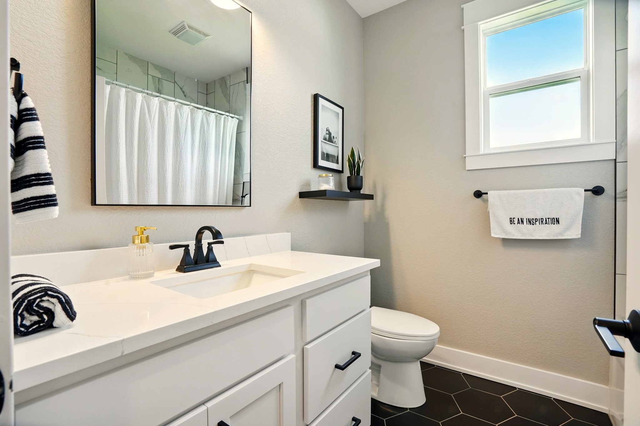 1108 NE Forest Ridge Court, Ankeny, Iowa image 17