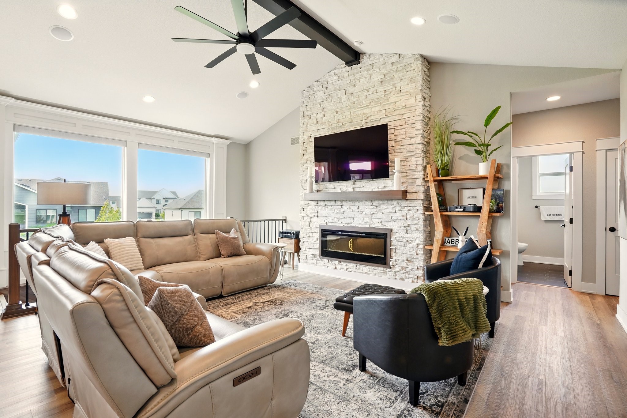 1108 NE Forest Ridge Court, Ankeny, Iowa image 5