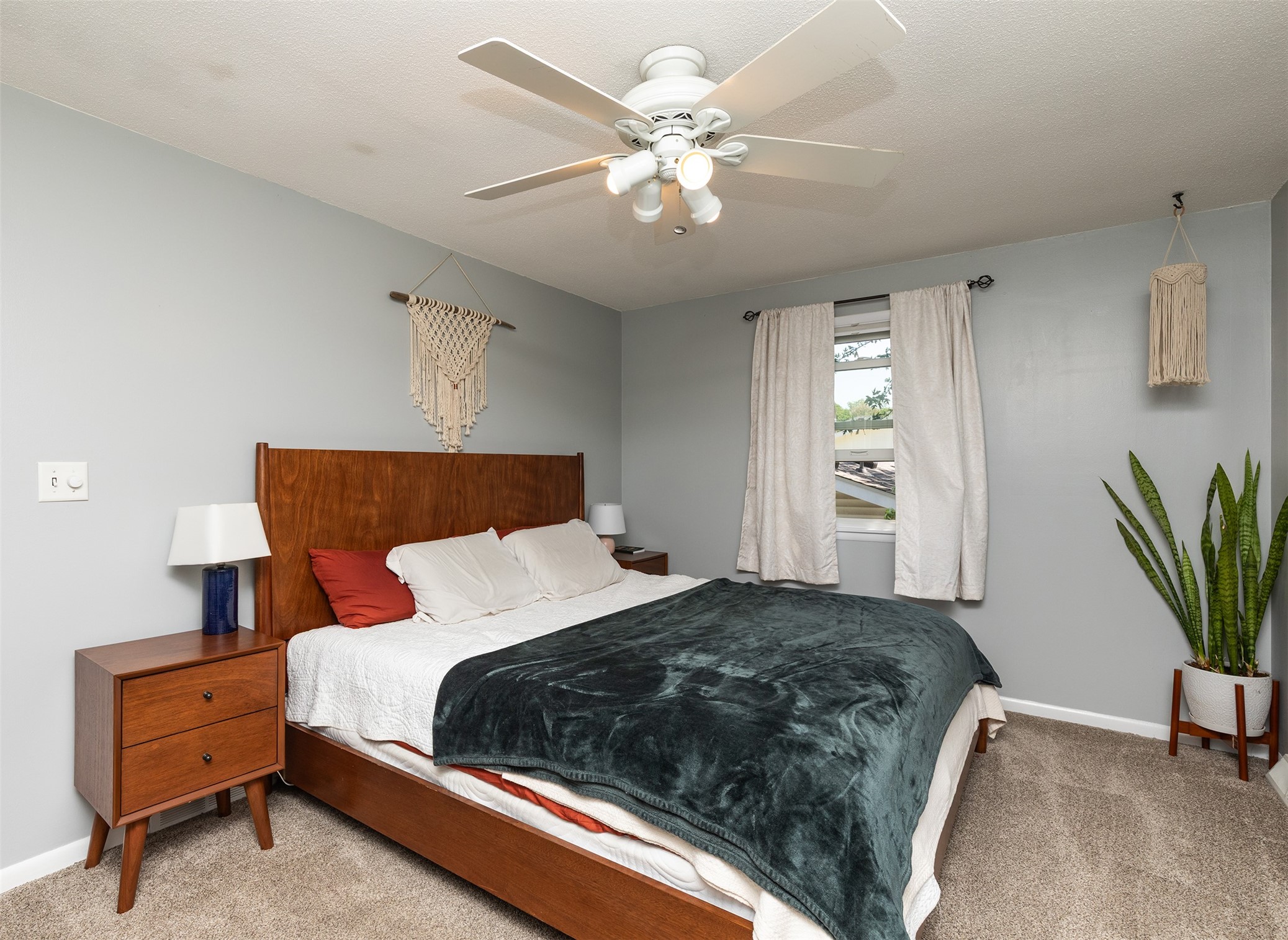 6424 Allison Avenue, Windsor Heights, Iowa image 15