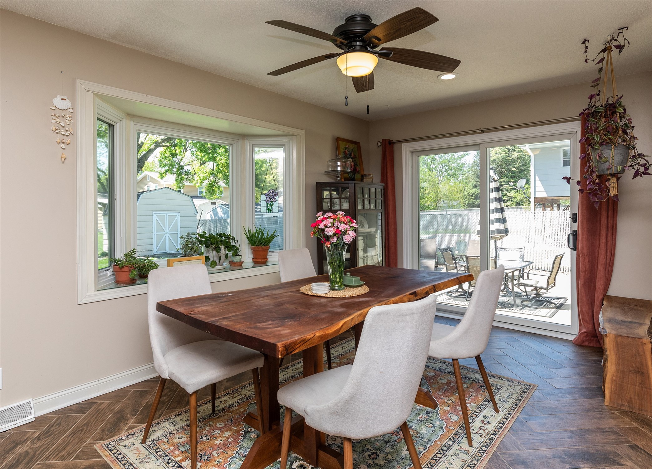 6424 Allison Avenue, Windsor Heights, Iowa image 13